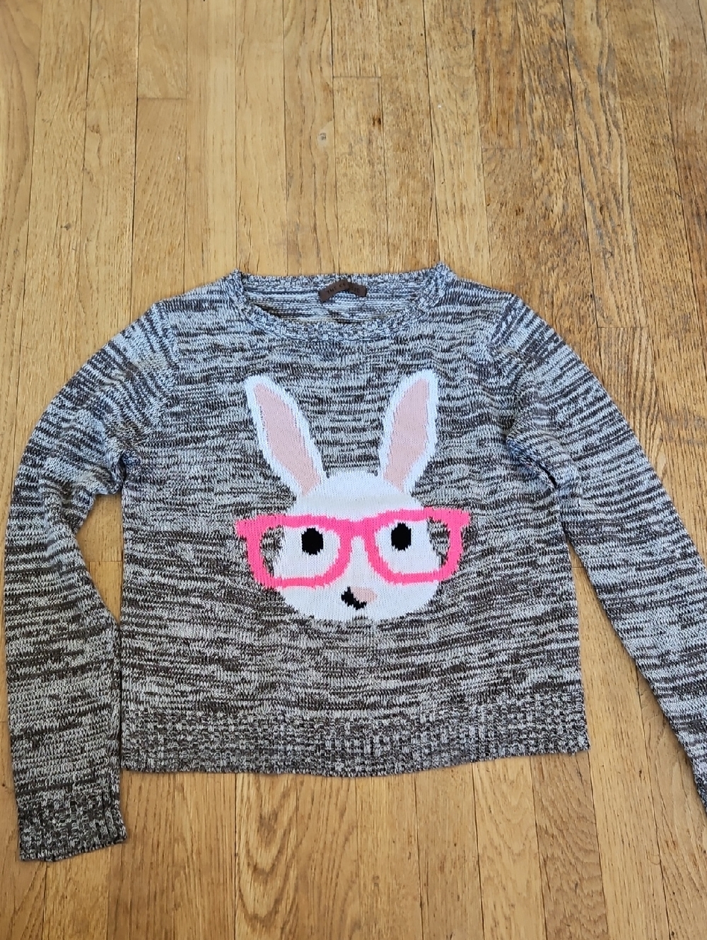 The Classic Bunny Sweater L